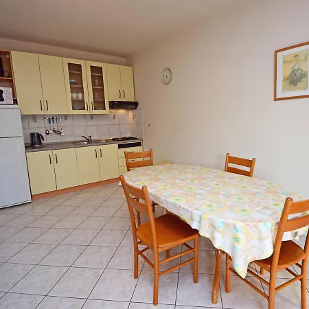 Apartment Lanterna.1 Апартаменты Марина